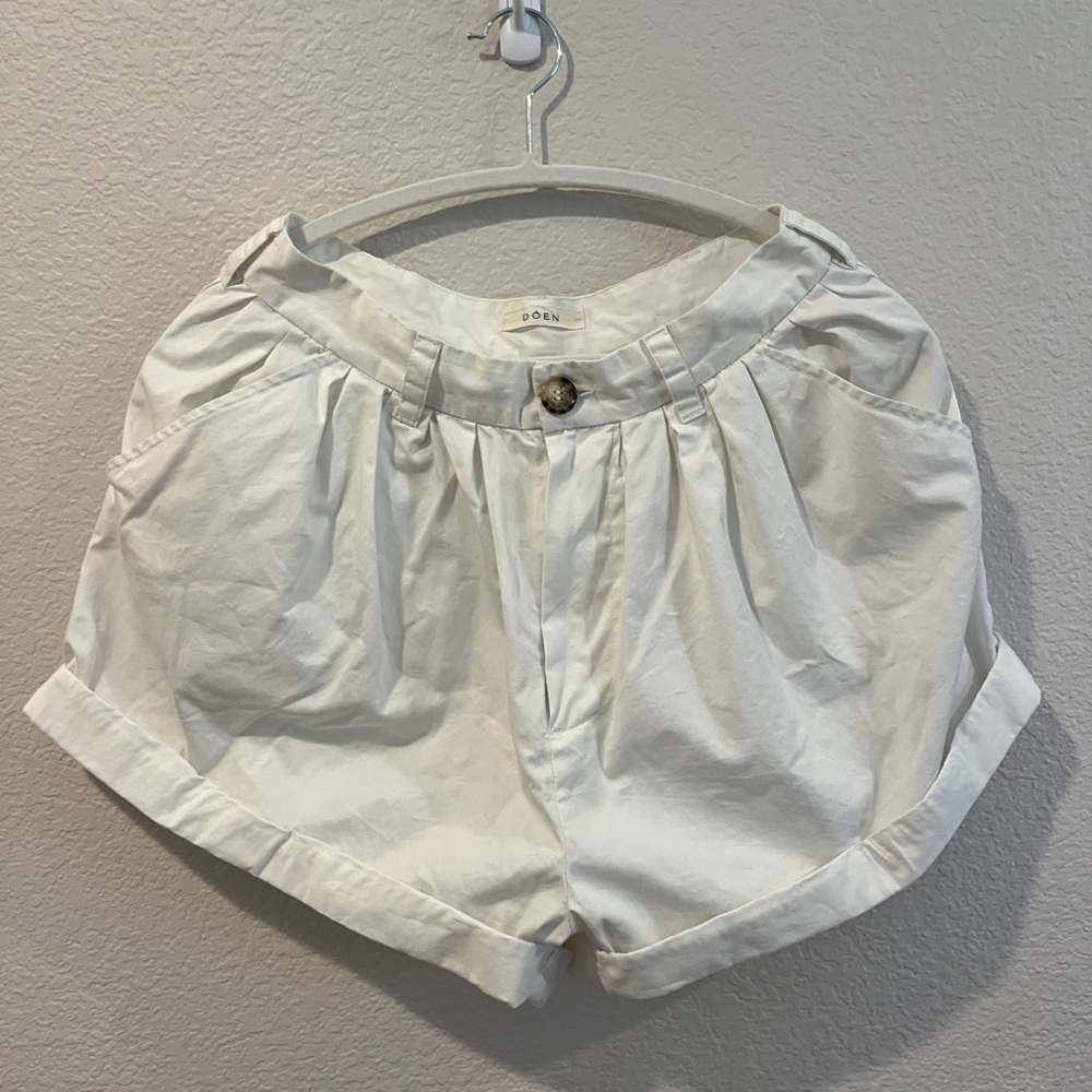 Doen Women's Paige White Shorts New！